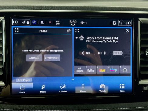 New 2026 Chrysler Pacifica Select image 15