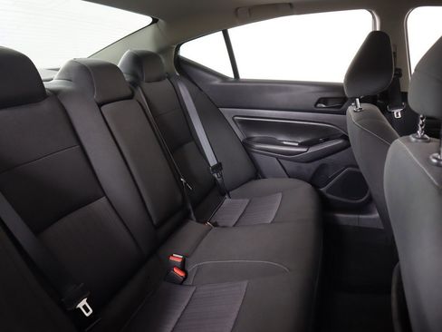 Used 2023 Nissan Altima 2.5 SV w/ SV Premium Package image 34