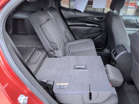 Used 2023 Chevrolet Equinox LT AWD/4WD image 30