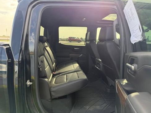 Used 2019 Chevrolet Silverado 1500 High Country w/ Technology Package AWD/4WD image 9