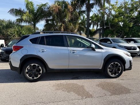 Certified 2021 Subaru Crosstrek 2.0i Premium w/ Moonroof Package AWD/4WD image 8