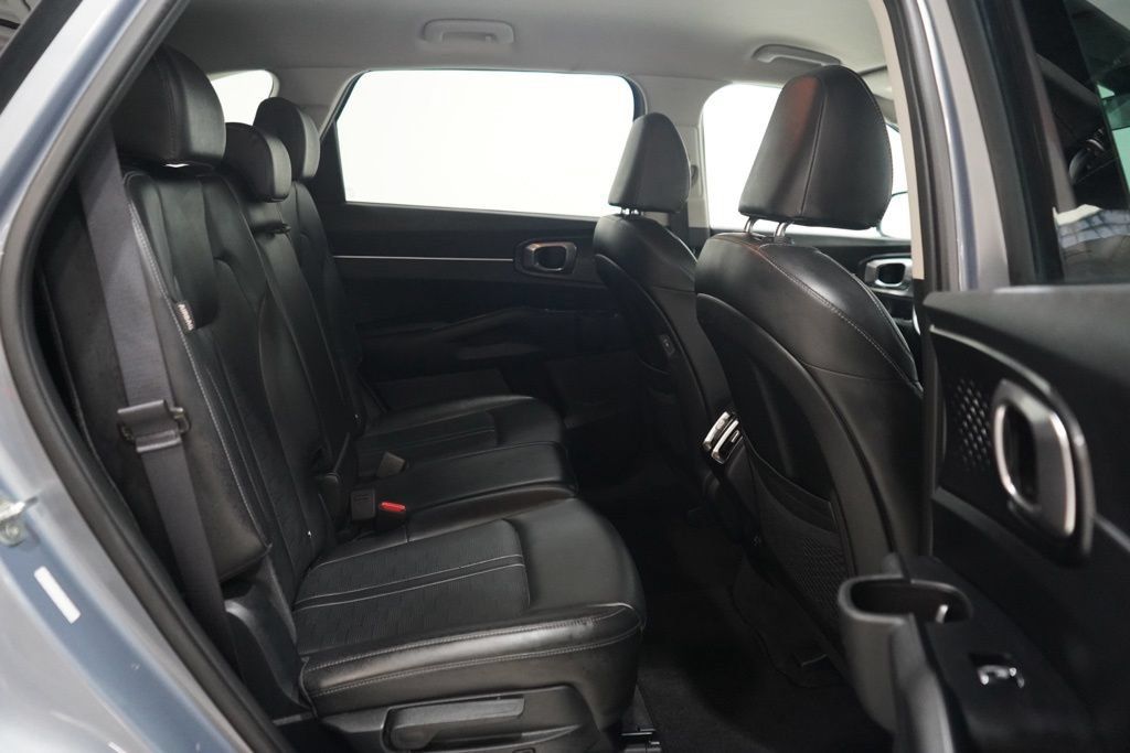 Used 2024 Kia Sorento S AWD/4WD image 33