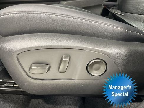 Certified 2026 Chevrolet Traverse LT AWD/4WD image 4