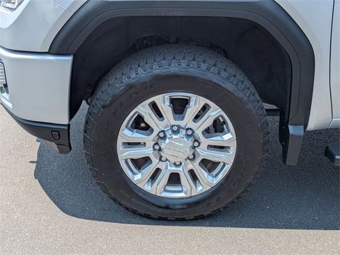 Used 2022 GMC Sierra 2500 Denali image 10