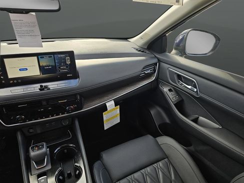 New 2026 Nissan Rogue Platinum w/ Platinum Premium Package image 44