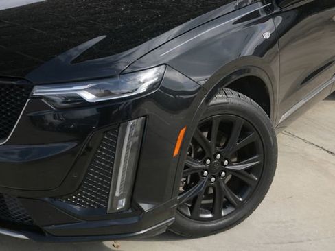 Used 2020 Cadillac XT6 Sport image 3