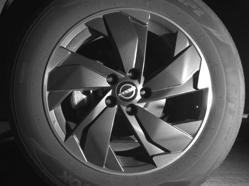 Used 2025 Nissan Rogue SV image 12