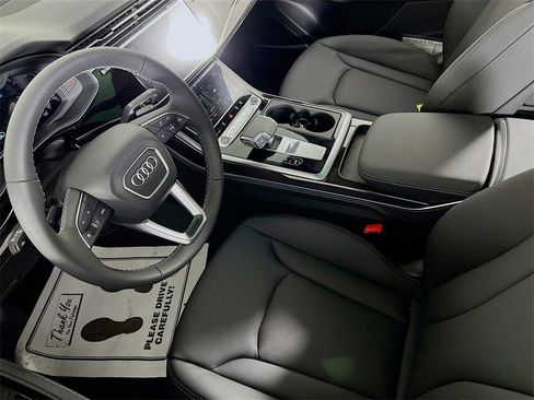 New 2026 Audi Q8 Premium Plus image 23