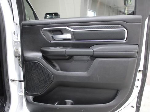 Used 2025 RAM 1500 Big Horn AWD/4WD image 27