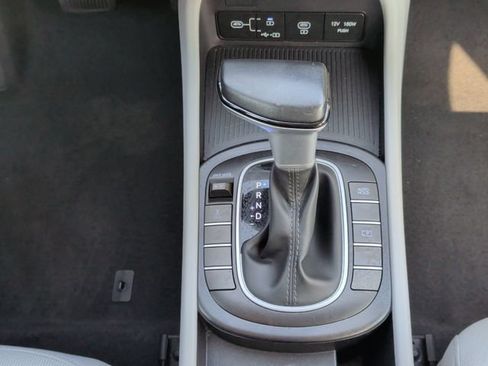 Used 2024 Hyundai Kona SEL AWD/4WD image 19