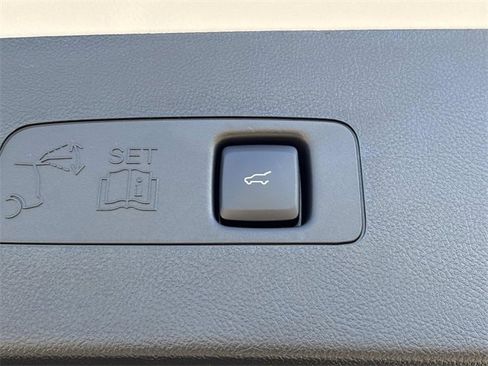 New 2026 Lincoln Corsair Reserve w/ Jet Appearance Package image 12