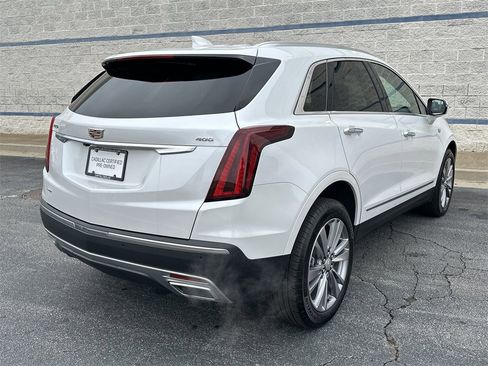 Used 2025 Cadillac XT5 Premium Luxury image 7