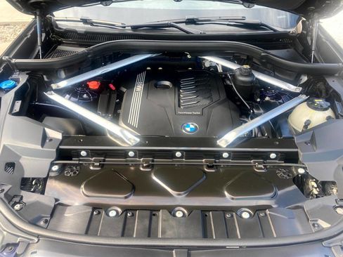 Used 2019 BMW X5 xDrive40i w/ Premium Package 2 image 19