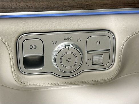 New 2026 Mercedes-Benz GLE 63 AMG S image 10