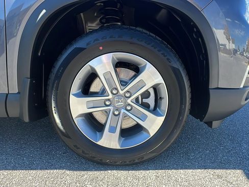 New 2025 Honda Pilot EX-L image 11