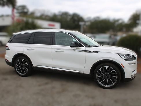 Used 2021 Lincoln Aviator Reserve w/ Equipment Group 201A image 4