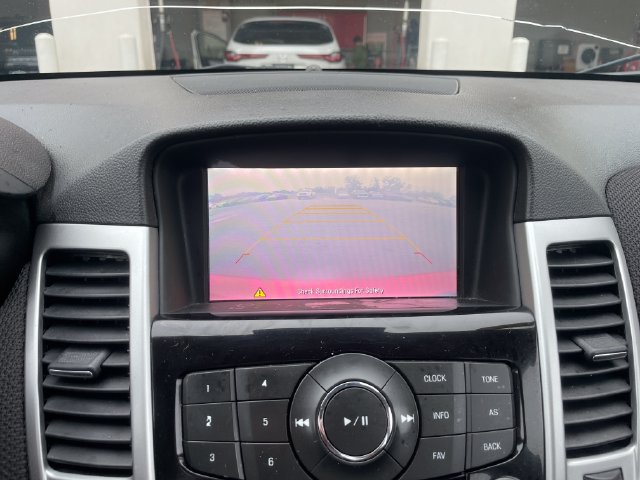 Used 2016 Chevrolet Cruze LT FWD image 20