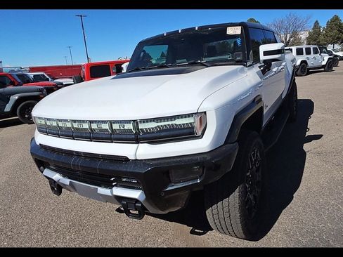 Used 2024 GMC Hummer EV 2X w/ LPO, Illumination Package AWD/4WD image 5