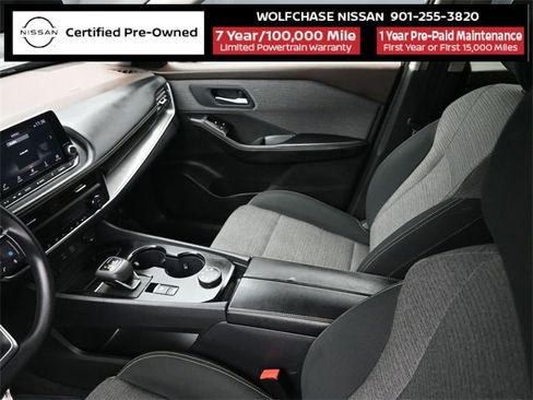 Certified 2023 Nissan Rogue SV image 17