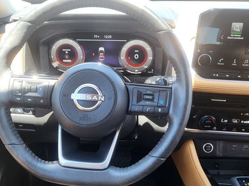 Used 2023 Nissan Rogue Platinum w/ Platinum Premium Package FWD image 30