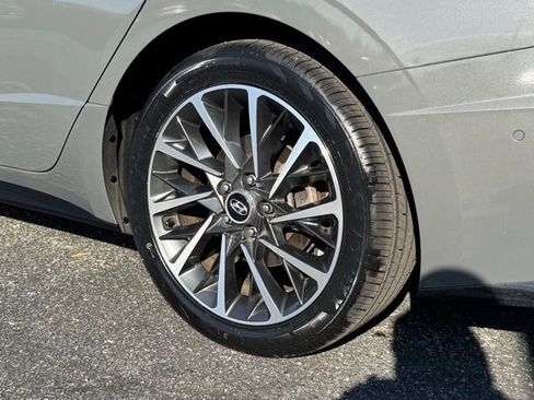 Used 2022 Hyundai Sonata Limited FWD image 22