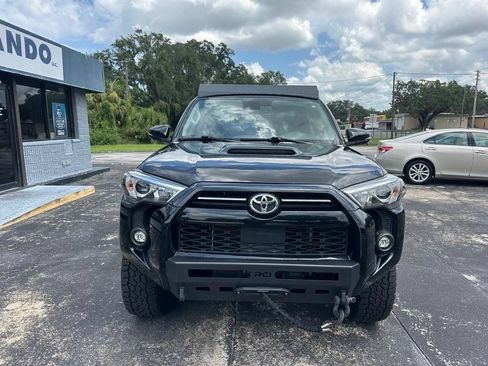 Used 2024 Toyota 4Runner TRD Off-Road Premium AWD/4WD image 2