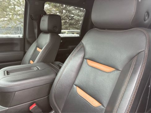 Used 2021 GMC Sierra 2500 AT4 w/ AT4 Premium Plus Package image 21