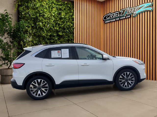 Used 2021 Ford Escape Titanium FWD image 6