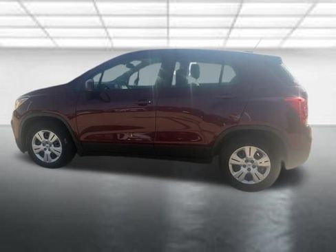 Used 2017 Chevrolet Trax LS FWD image 7