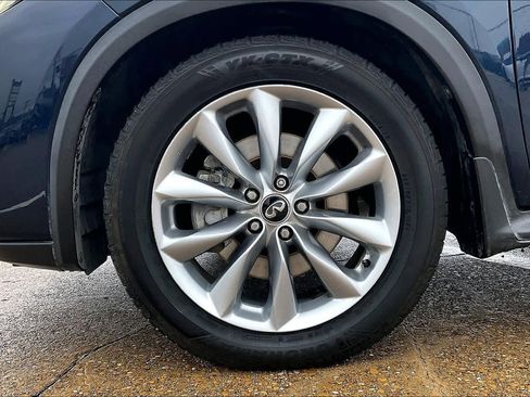 Used 2019 INFINITI QX50 Luxe w/ Navigation Package image 8