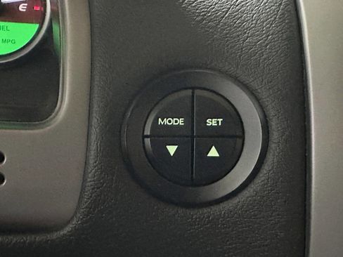 Used 2005 Pontiac GTO image 18