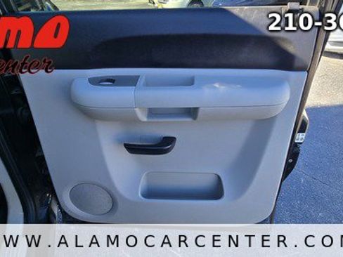 Used 2011 Chevrolet Silverado 1500 LT w/ Texas Edition image 27