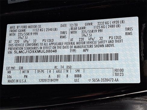 Used 2021 Lincoln Corsair Standard w/ Premium Package image 29