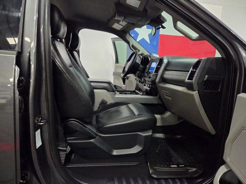 Used 2020 Ford F350 XLT w/ XLT Premium Package AWD/4WD image 8