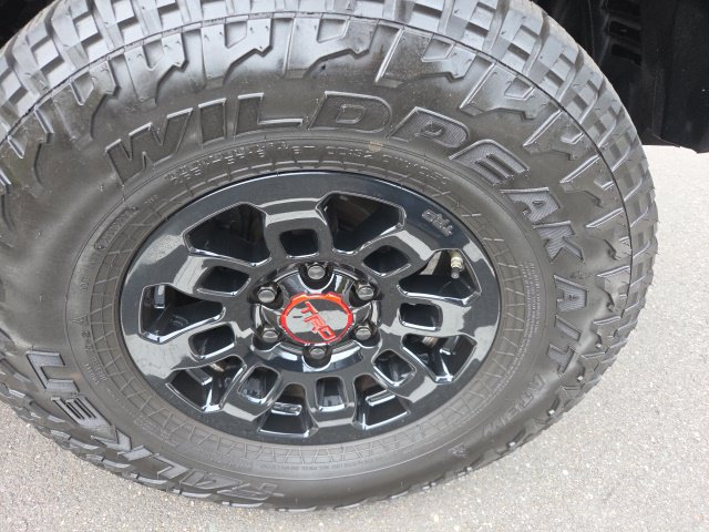 Used 2016 Toyota Tacoma TRD Off-Road w/ Towing Package AWD/4WD image 12