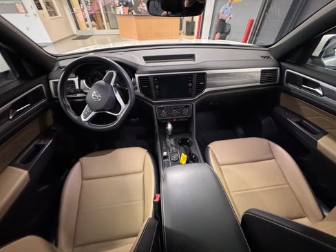Used 2021 Volkswagen Atlas Cross Sport SE AWD/4WD image 13