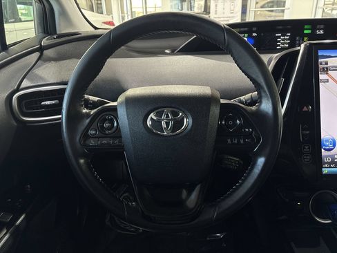 Used 2021 Toyota Prius Prime XLE w/ Carpet Mat Package (TMS) FWD image 14