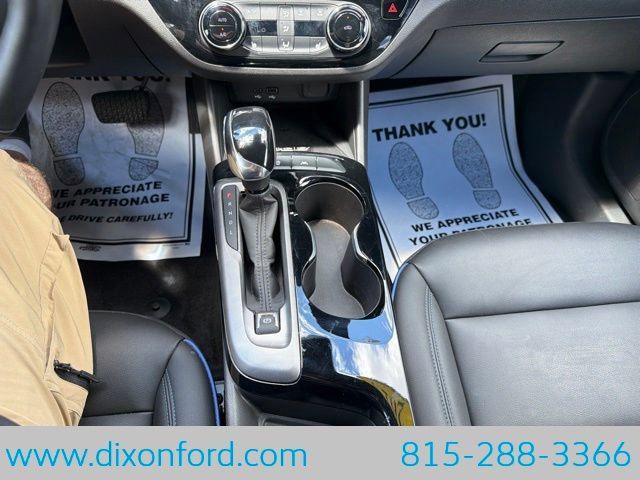 Used 2025 Buick Envista Sport Touring w/ Convenience I Package FWD image 13