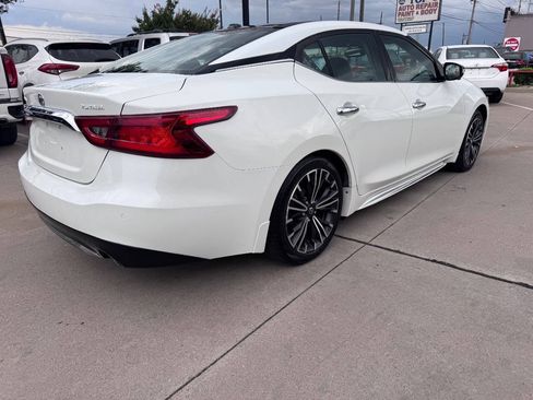 Used 2017 Nissan Maxima Platinum FWD image 13
