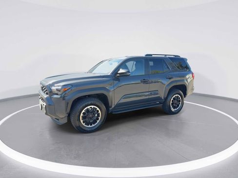 Certified 2025 Toyota 4Runner TRD Off-Road Premium AWD/4WD image 4