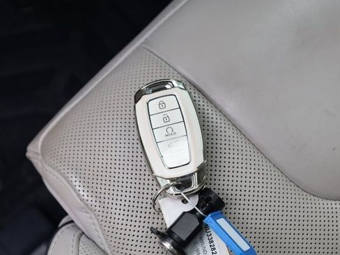 Used 2022 Hyundai Palisade Calligraphy w/ Cargo Package image 35