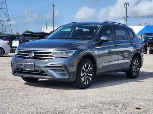 Used 2022 Volkswagen Tiguan S FWD image 3