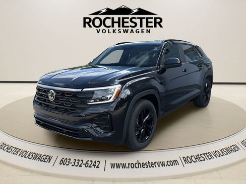 New 2026 Volkswagen Atlas Cross Sport SEL R-Line AWD/4WD image 2