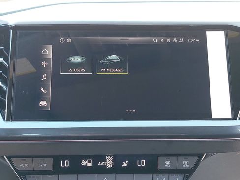 Used 2022 Audi Q4 e-tron Premium Plus AWD/4WD image 25