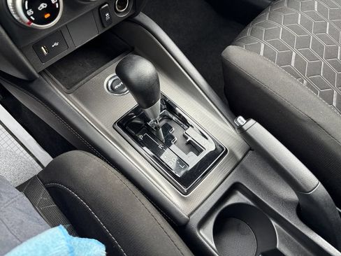 Used 2024 Mitsubishi Outlander Sport ES AWD/4WD image 28