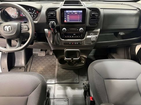 Used 2024 RAM ProMaster 2500 w/ Safety Group FWD image 27