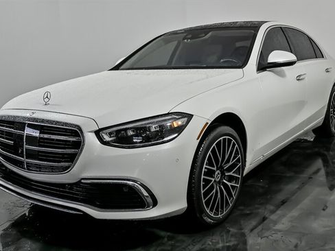 Used 2021 Mercedes-Benz S 580 4MATIC Sedan image 5