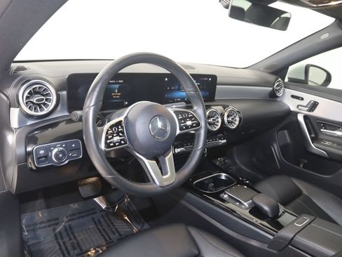 Used 2021 Mercedes-Benz CLA 250 4MATIC w/ Premium Package image 25