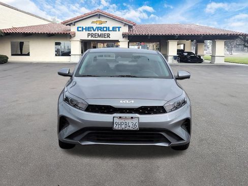 Used 2023 Kia Forte LXS FWD image 3