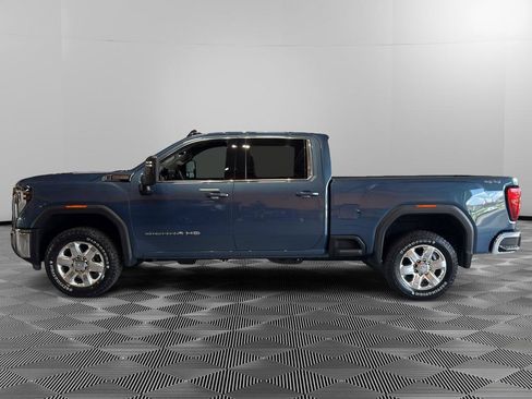 Used 2024 GMC Sierra 2500 SLE w/ SLE Convenience Package AWD/4WD image 2